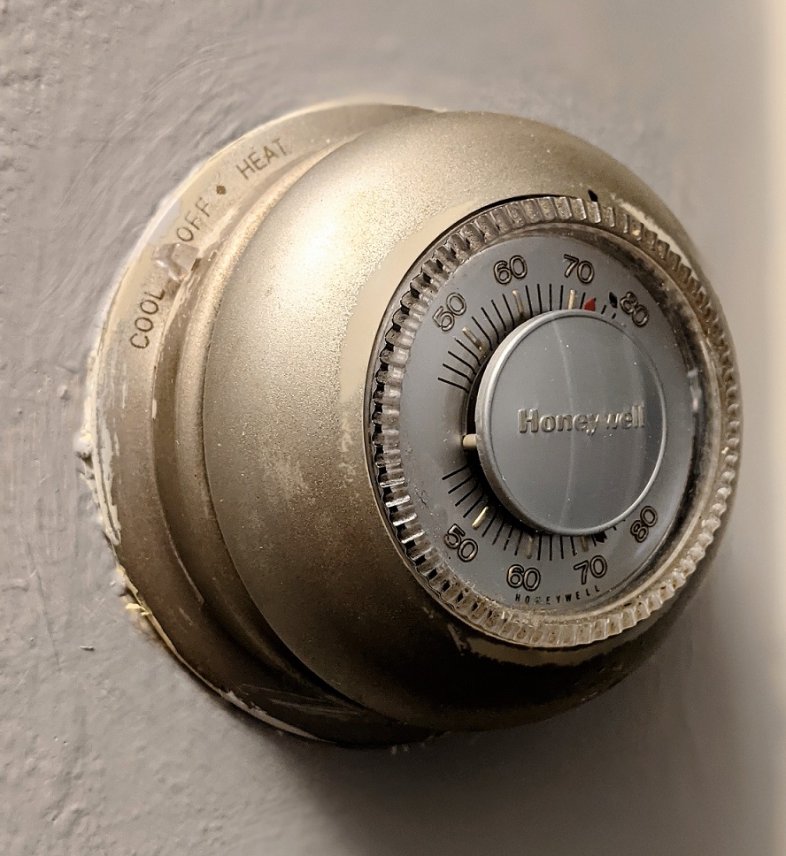 Old thermostats used bang-bang control. 